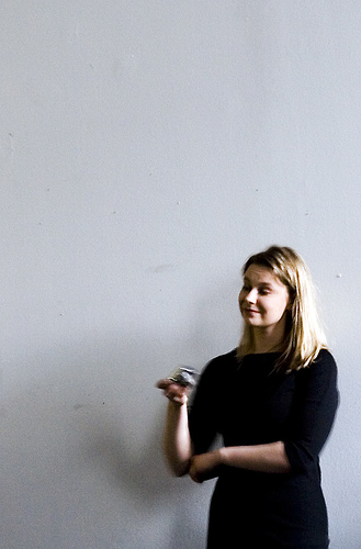 Conveying a professional identity through your social media profile photo