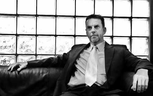 Creating prestige and authority through your social media profile photo